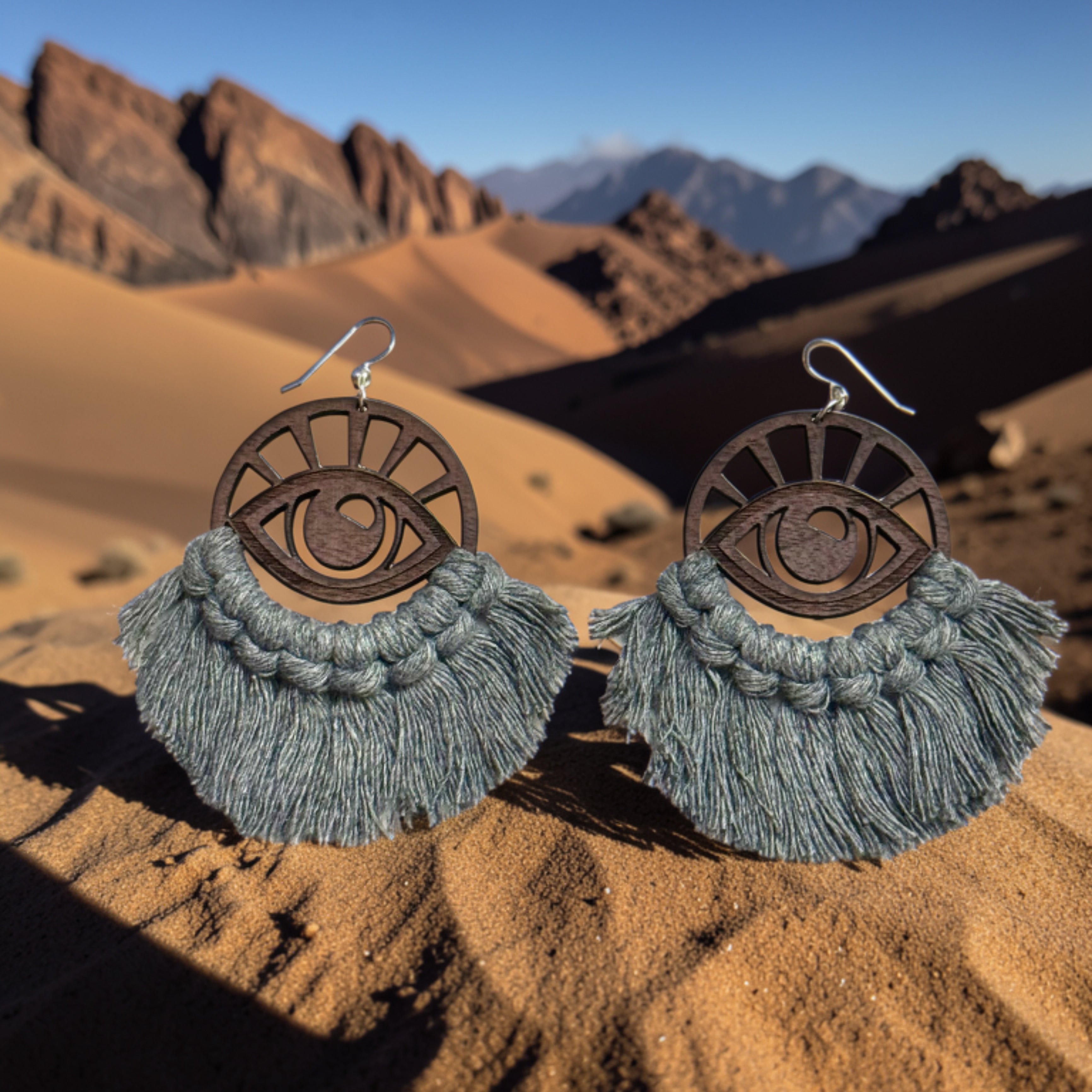 Universal Eye Fringe Earrings