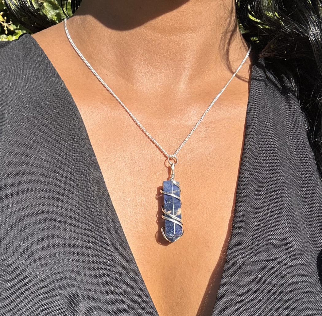 Sodalite Spiral Necklace image 2
