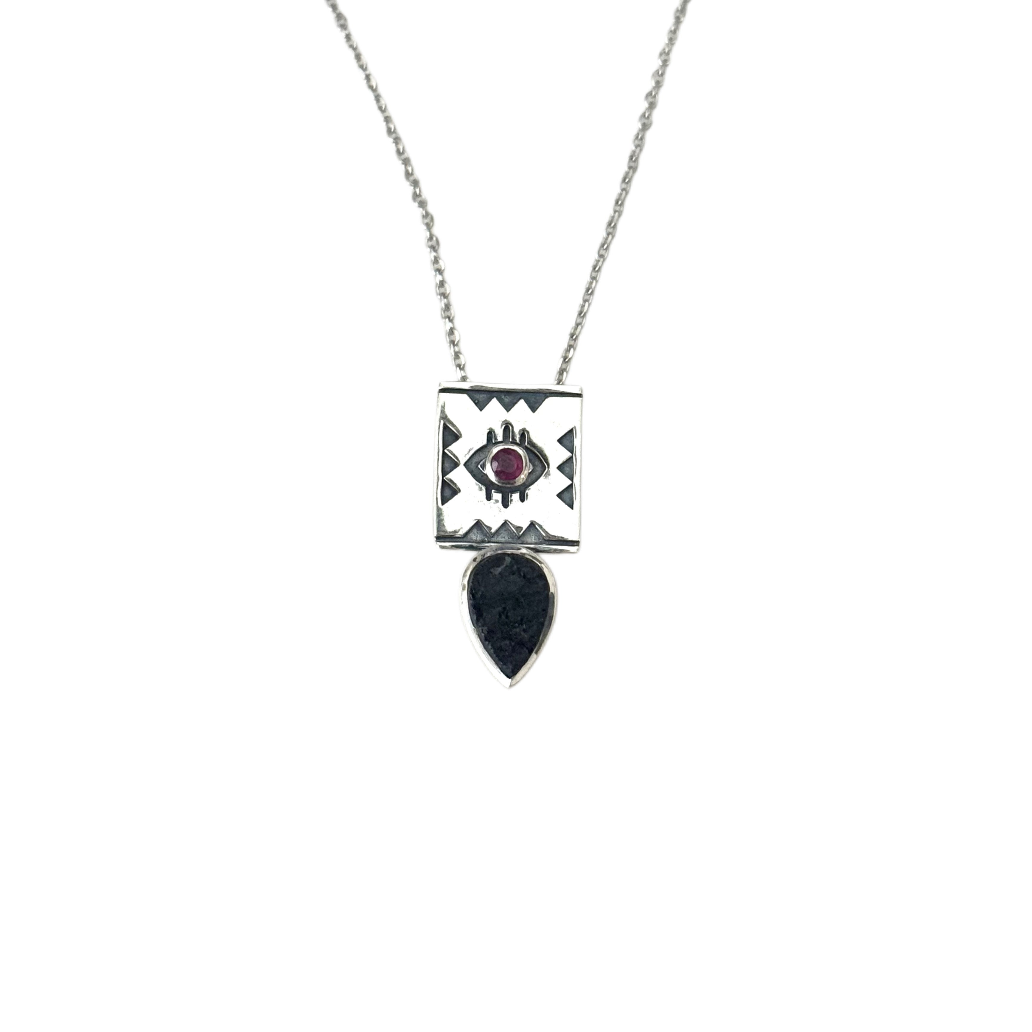 Promise of the Oracle Necklace